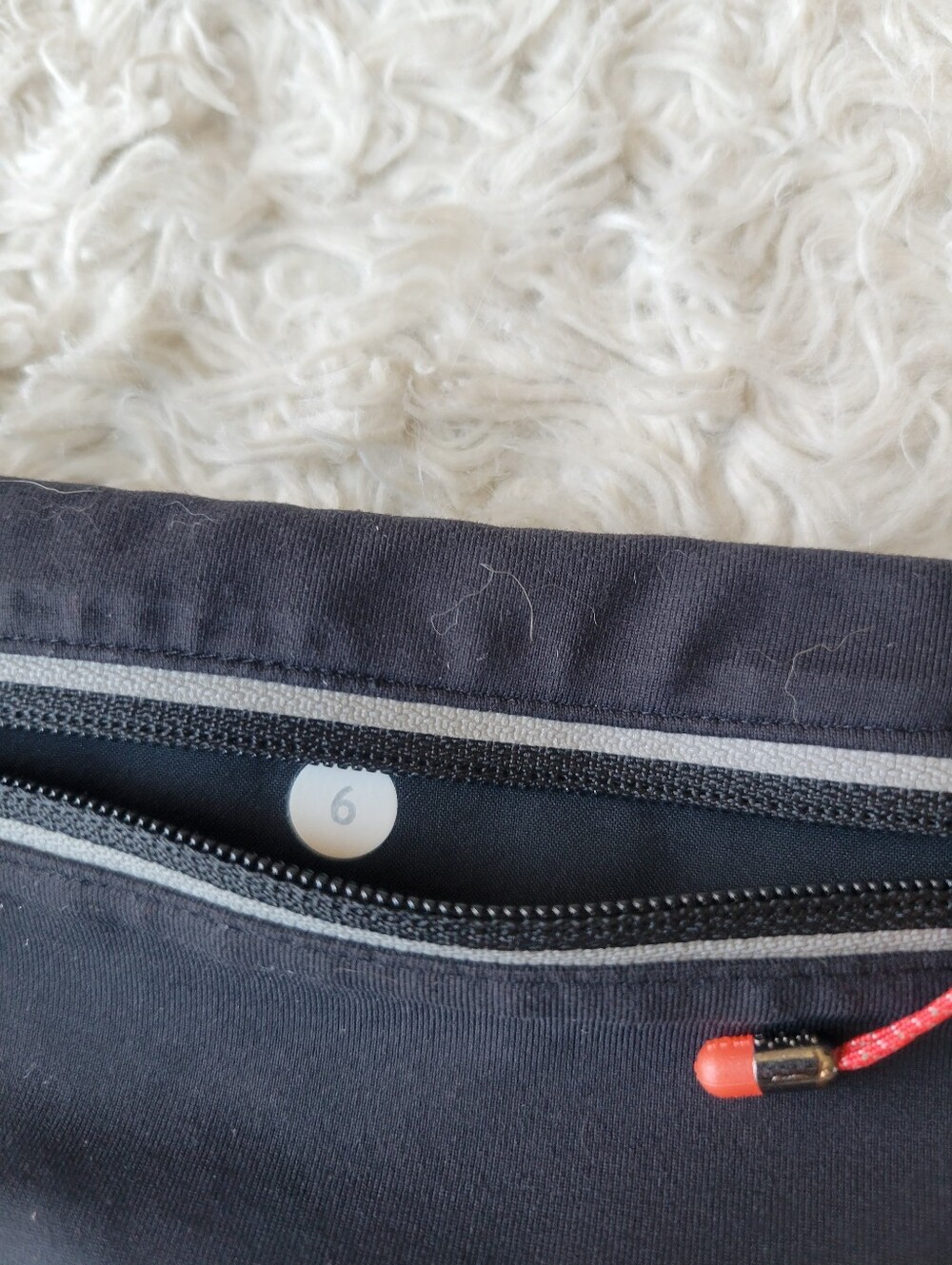 Lululemon Speed Up Shorts 4" Black 6 - Picture 6 of 6